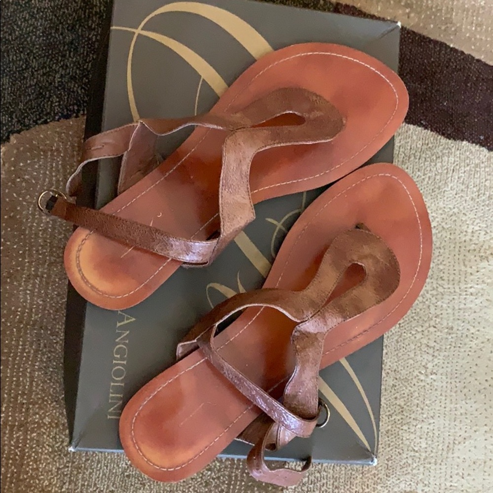 Cute pair of sandal.